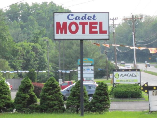 Cadet Motel Cornwall-on-Hudson Exterior photo